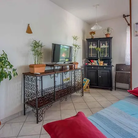 One-bedroom In Xxxvi *